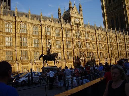 london23.jpg